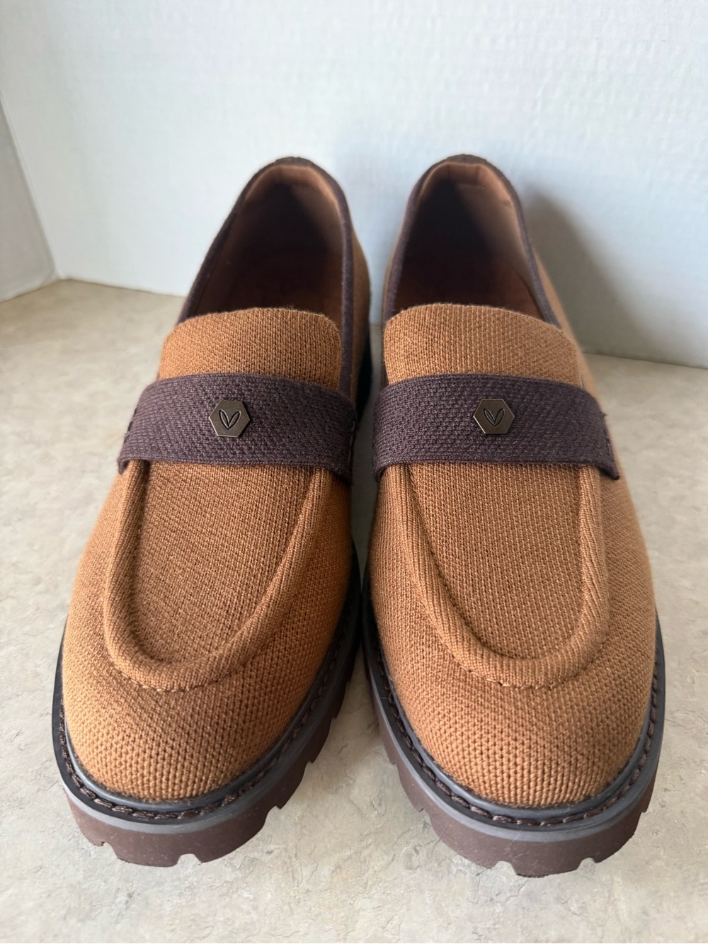 Women’s VIVAIA Round-Toe Platform Chunky Heel Loafers size 11